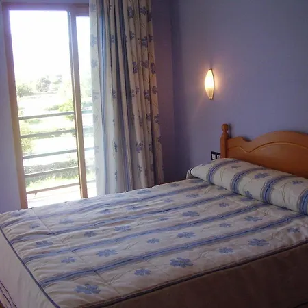 Hotel Glorias Torre de Santa María