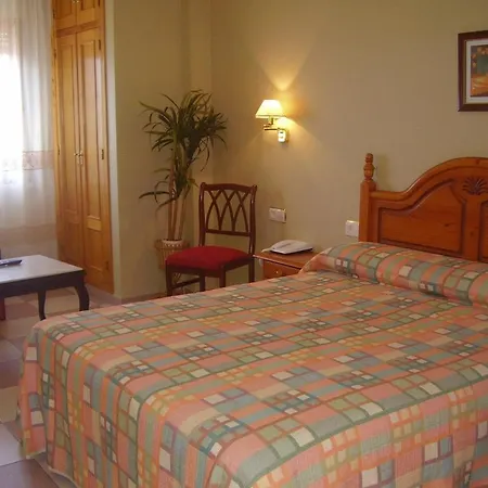 Glorias 2* Torre de Santa María