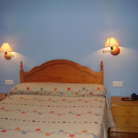 Hotel Glorias Torre de Santa María